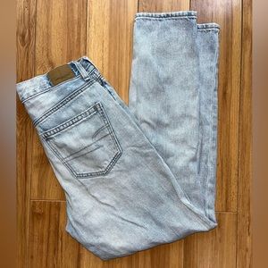 size 2 regular American Eagle mom jeans